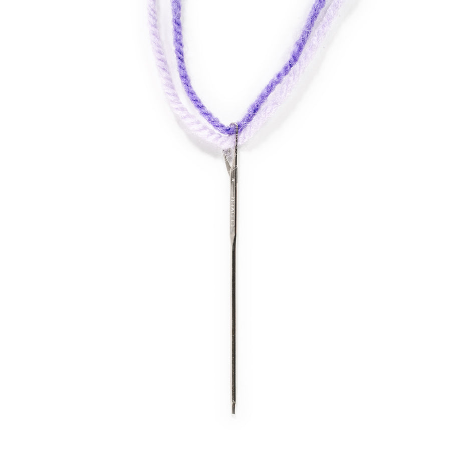 Darning Needle with Latch Hook Eye – Clover USA