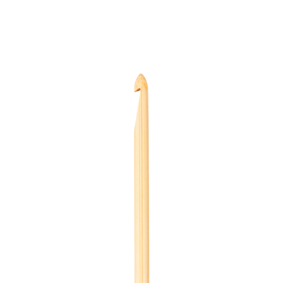 Bamboo Crochet Hook “Takumi®” F (3.75mm) | Clover – Clover USA