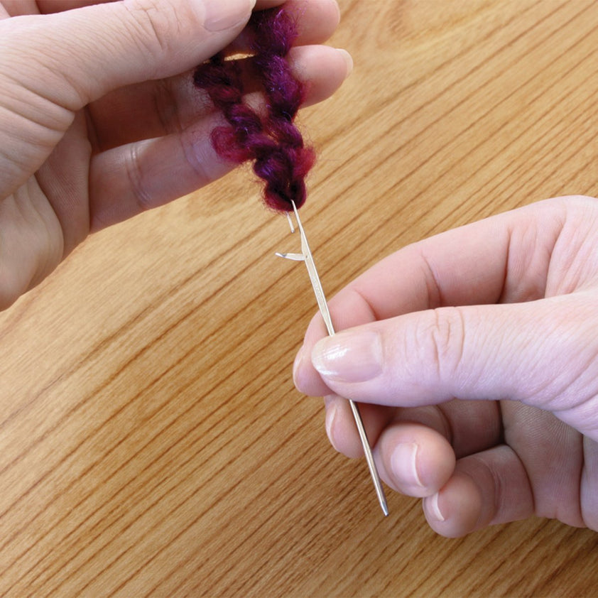 Darning Needle with Latch Hook Eye Clover Needlecraft, Inc.