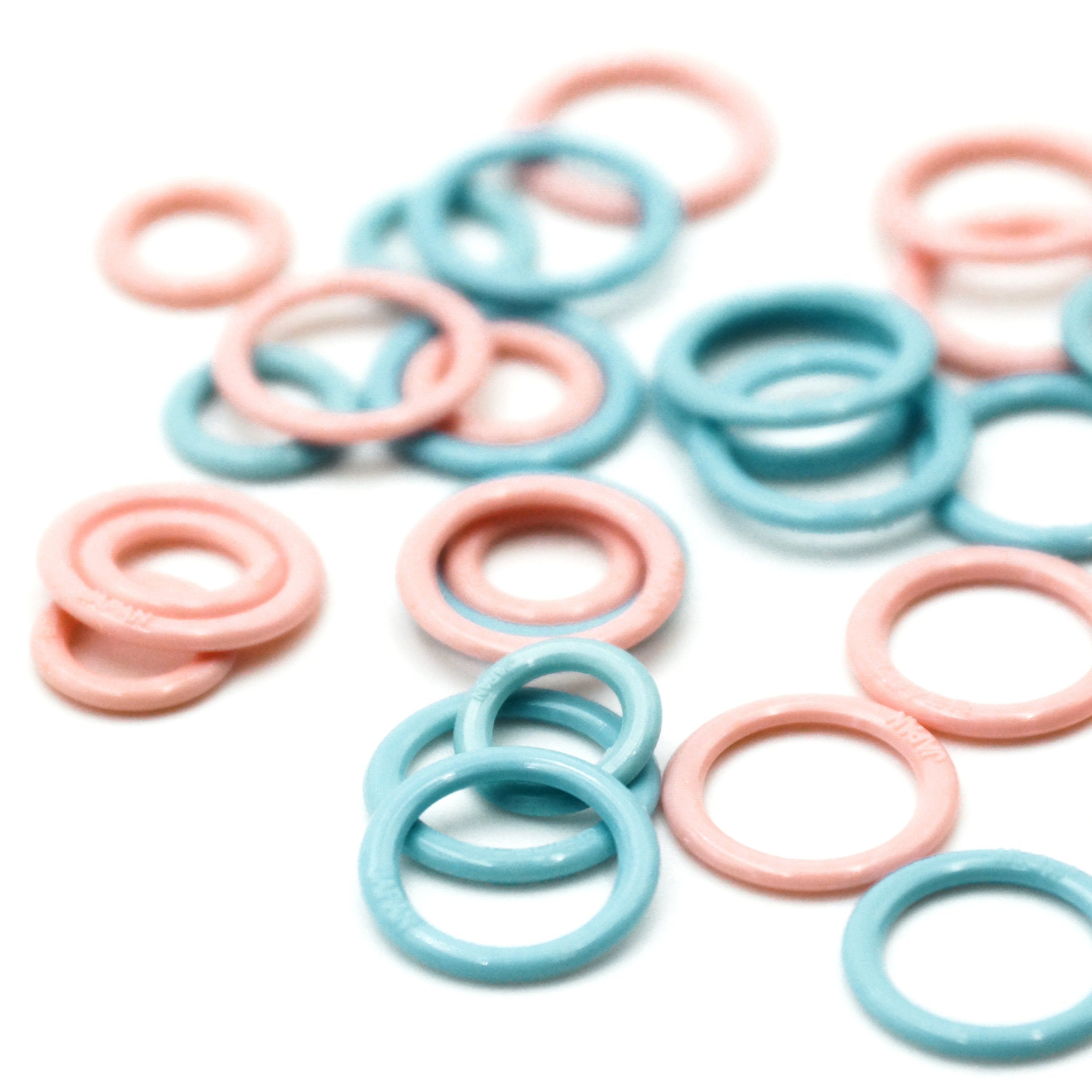Snag-Free Handmade Magenta Mix Round O Ring Stitch Markers for Knitting -  Choose your quantity!