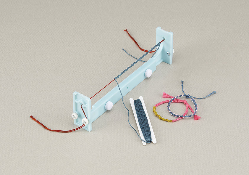 Bracelet Maker Clover Clover Needlecraft, Inc.