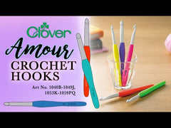 Clover Amour Aluminum Crochet Hook Set for Yarn, Clover #3672CV
